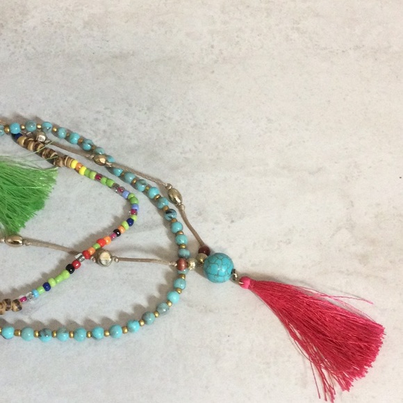 18” American Indian beaded and leather four strand necklace - Picture 4 of 12